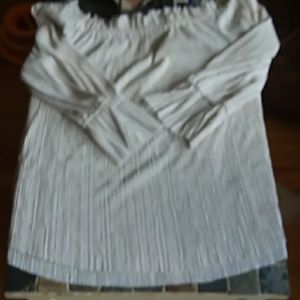Ivory  Crinkle blouse with sheen